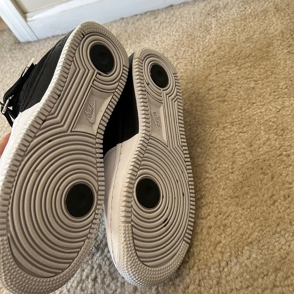 Two Color Jordans - Picture 5 of 7